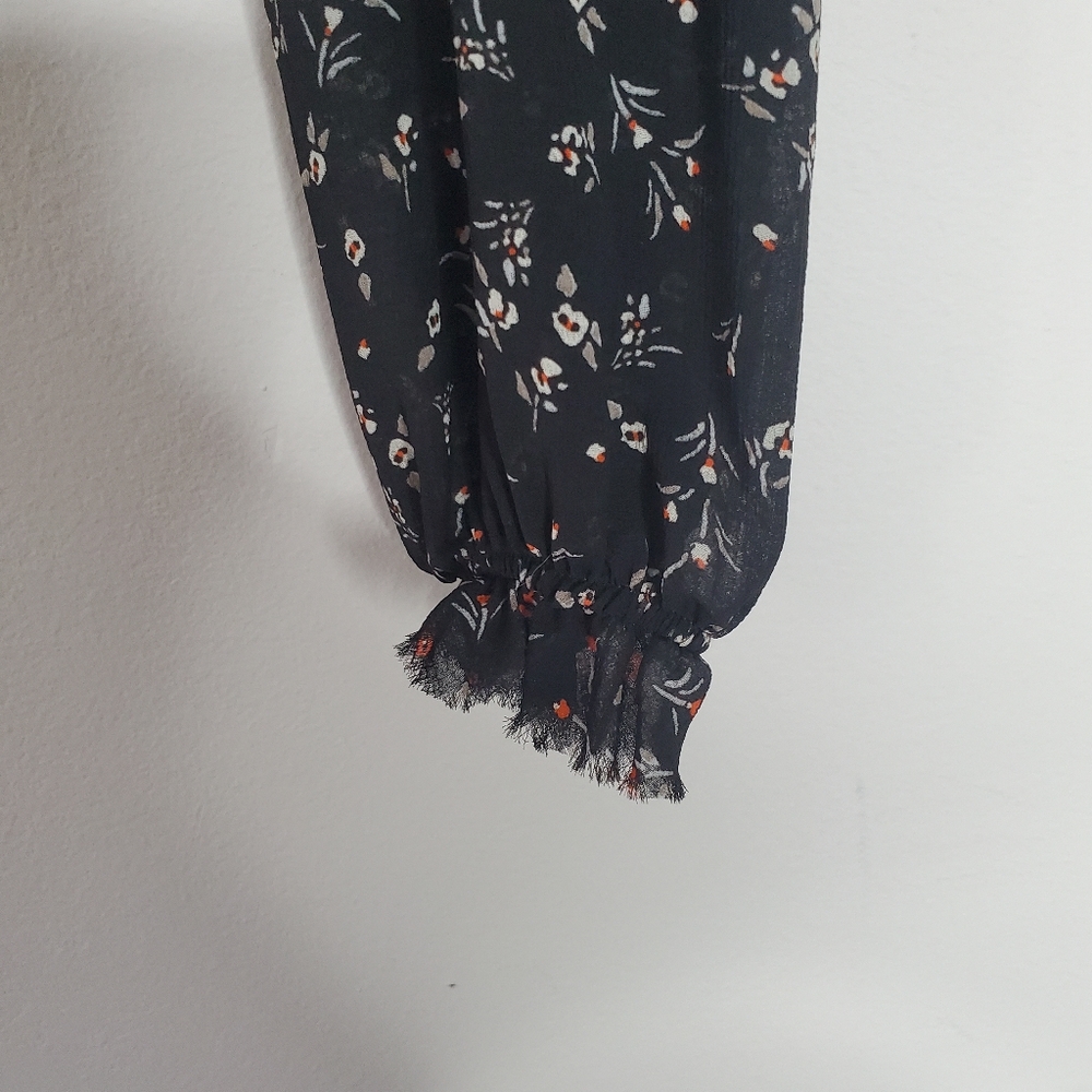 Free People - Picture 9 of 11